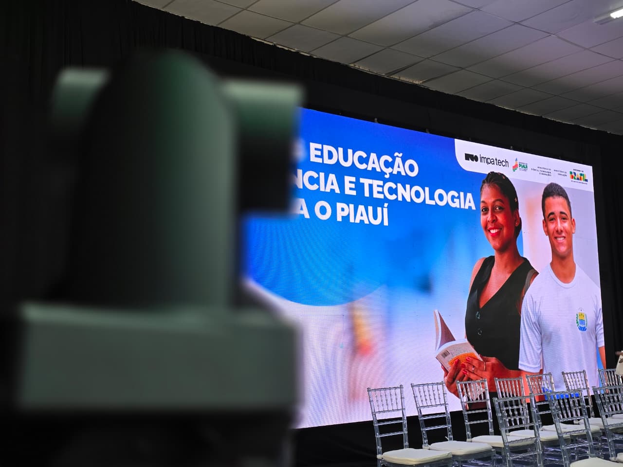 Fourlive executa transmissão do anúncio de Investimentos do MEC no Piauí